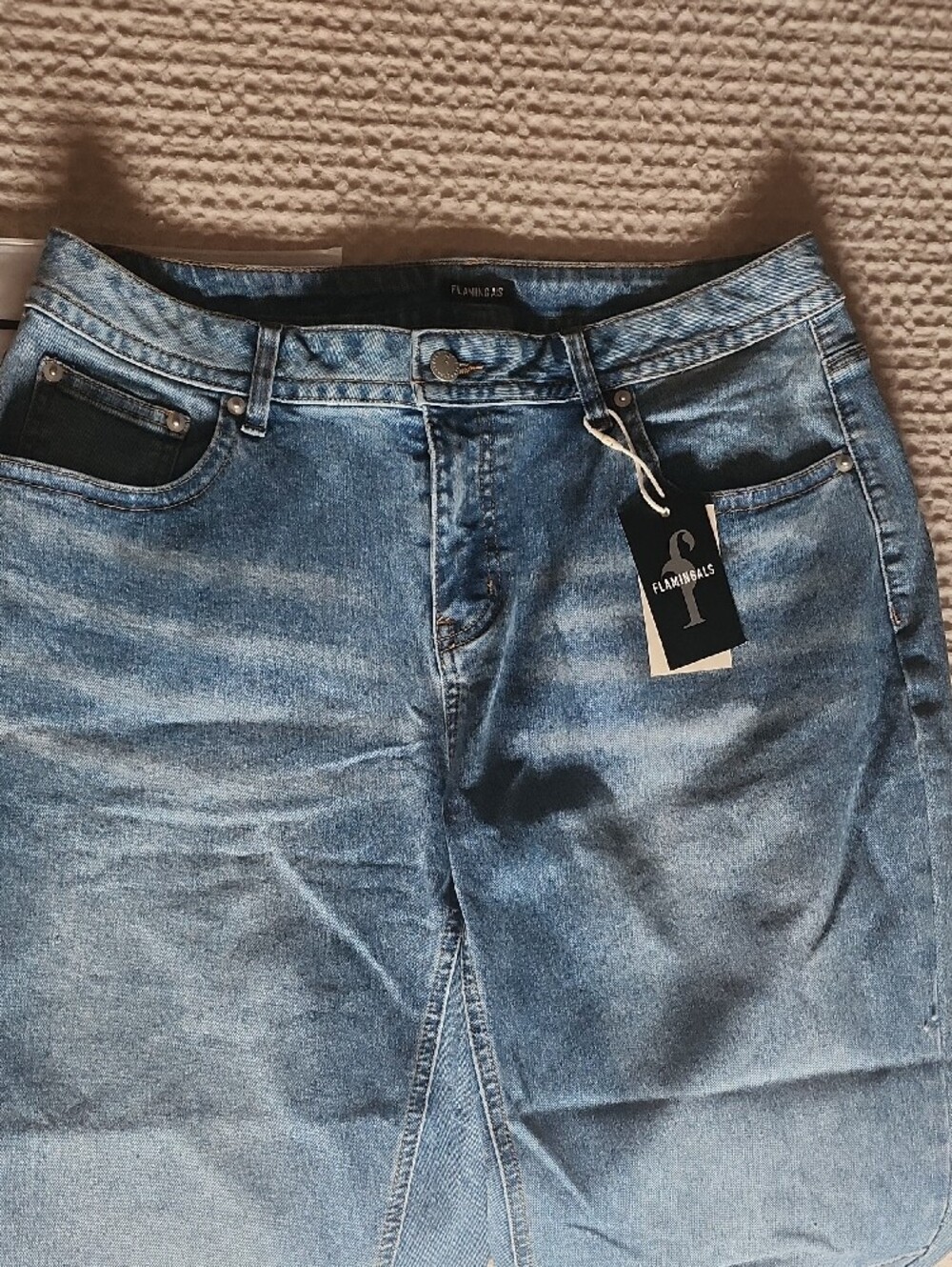 Flamingals Light Blue Denim Barrel Jeans - Picture 3 of 8